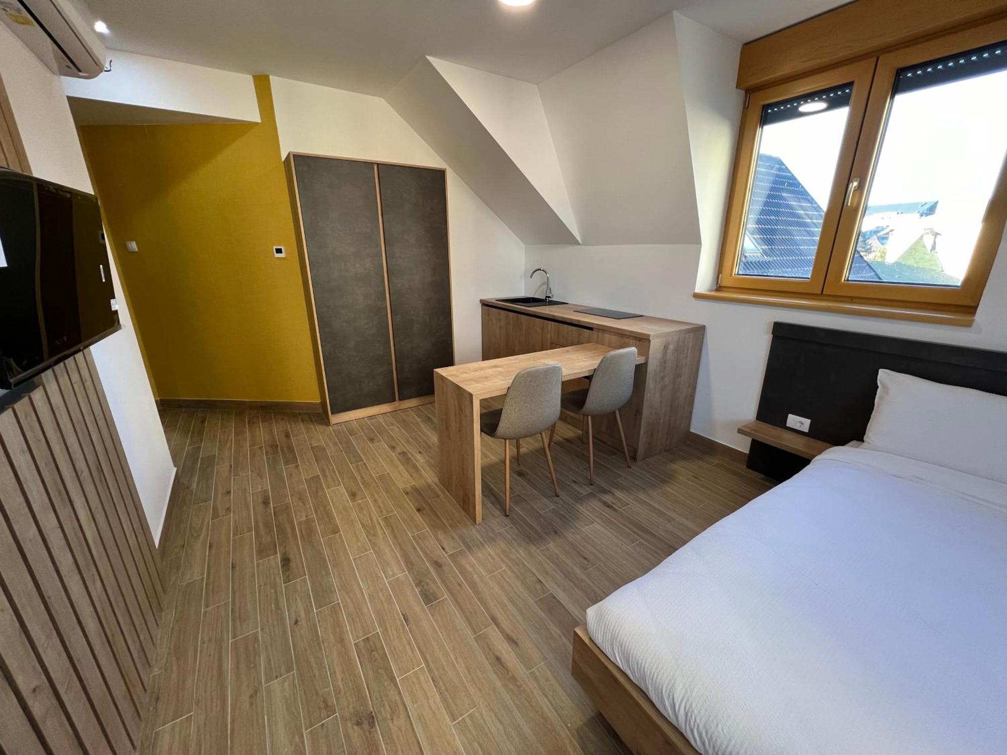 Zlatni Odmor Aparthotel Ζλάτιμπορ Εξωτερικό φωτογραφία