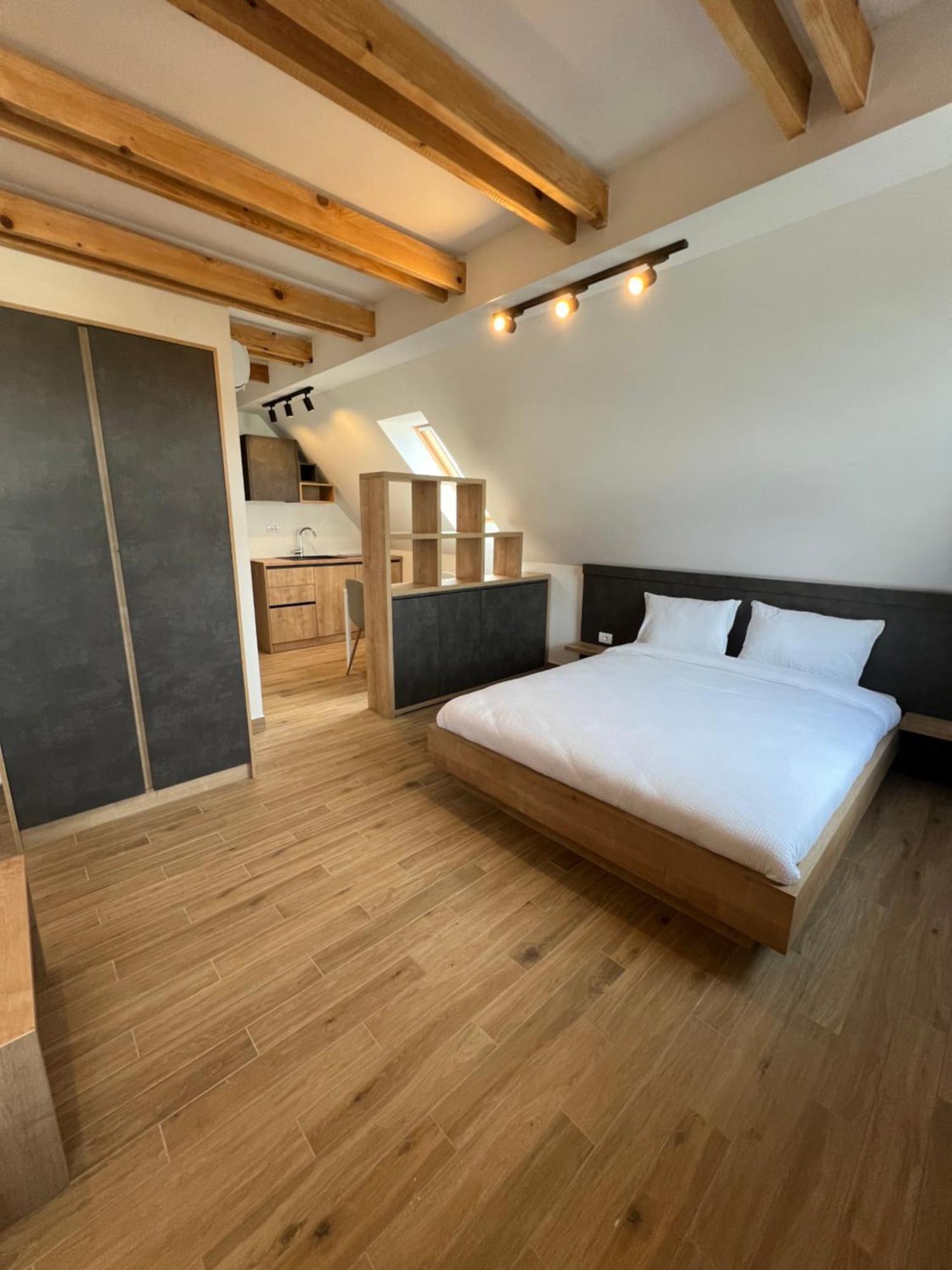 Zlatni Odmor Aparthotel Ζλάτιμπορ Εξωτερικό φωτογραφία