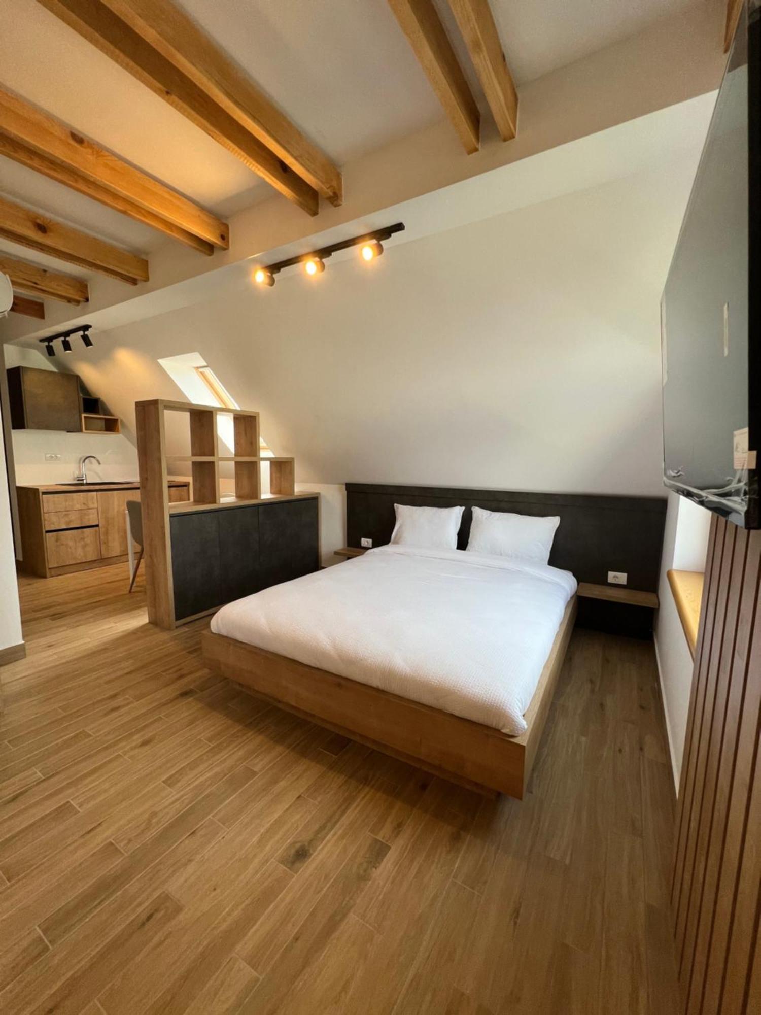 Zlatni Odmor Aparthotel Ζλάτιμπορ Εξωτερικό φωτογραφία
