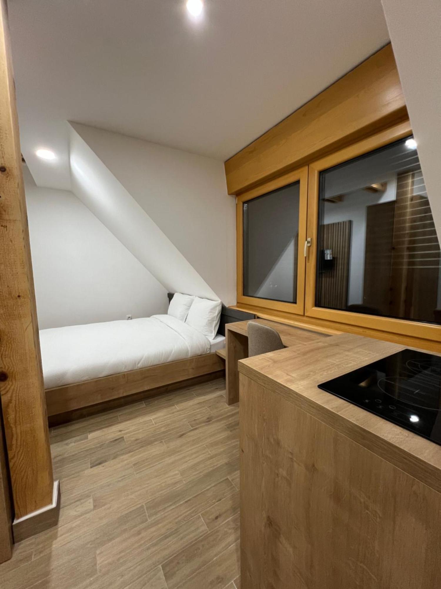 Zlatni Odmor Aparthotel Ζλάτιμπορ Εξωτερικό φωτογραφία