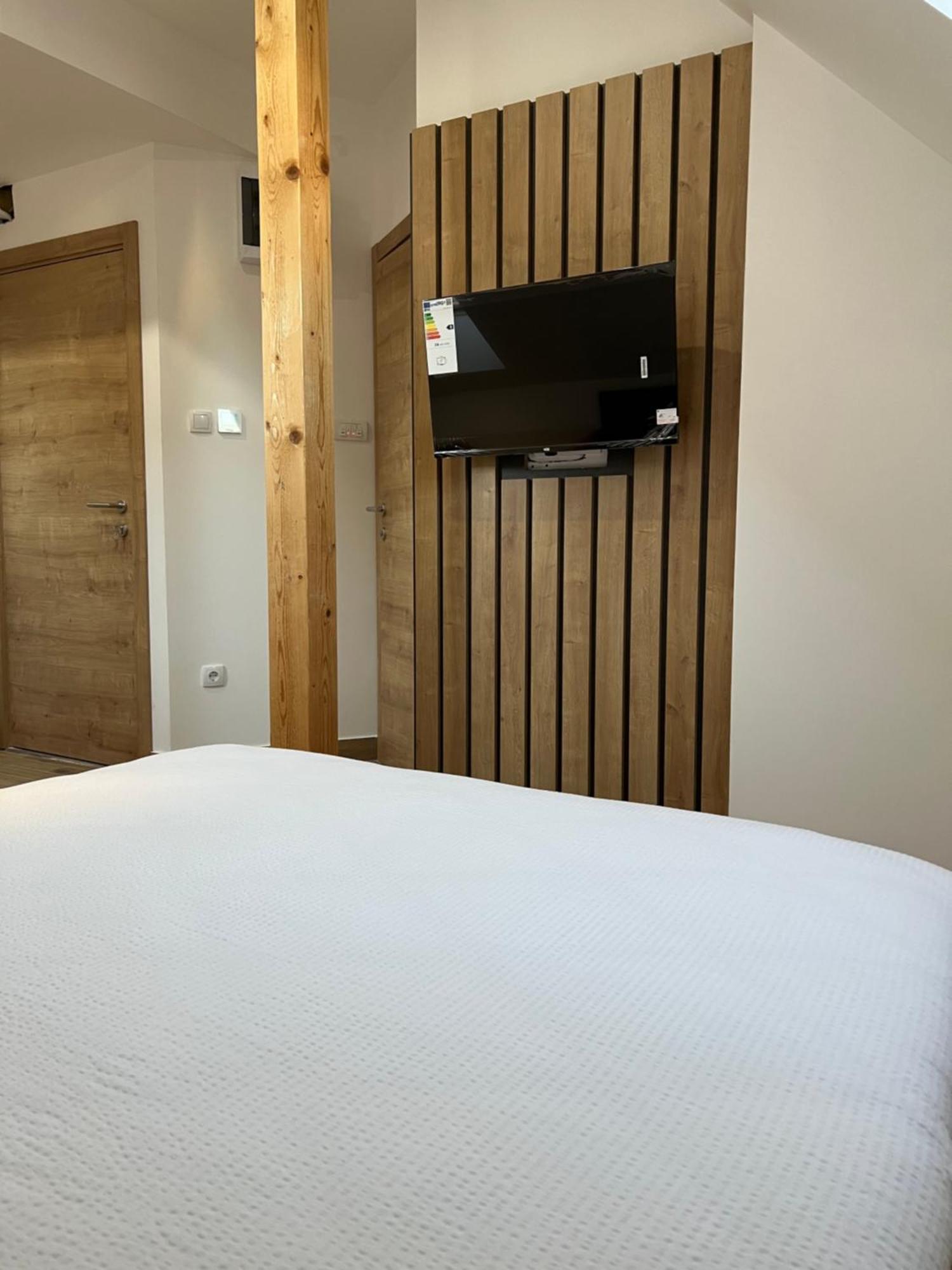 Zlatni Odmor Aparthotel Ζλάτιμπορ Εξωτερικό φωτογραφία