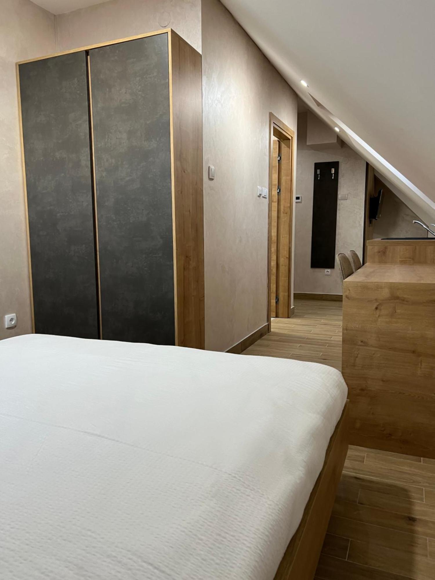 Zlatni Odmor Aparthotel Ζλάτιμπορ Εξωτερικό φωτογραφία
